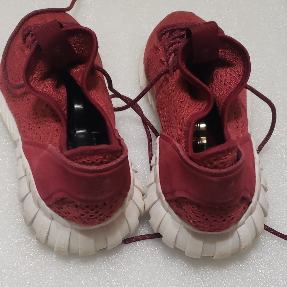 ADIDAS - Picture 4 of 16